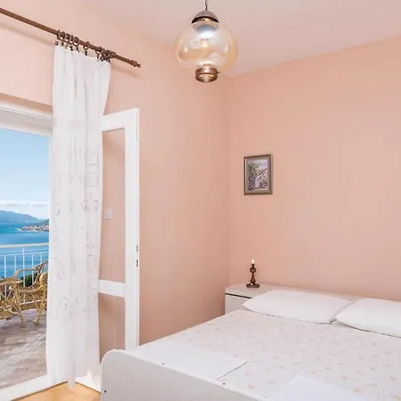 Casa vacanze Stunning In With Kitchen Orebić