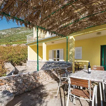 Stunning In With Kitchen Casa vacanze
